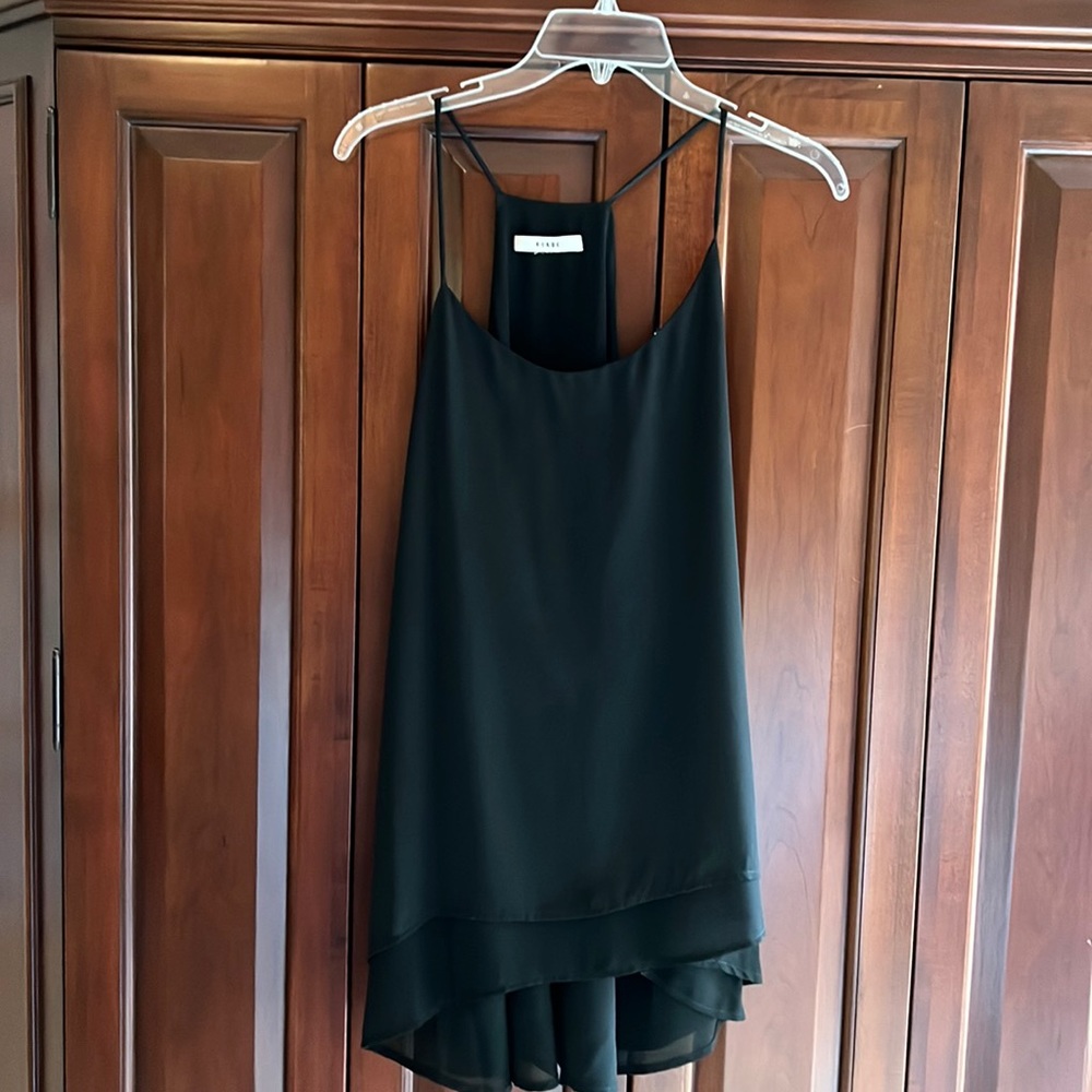 Black flowy tunic sleeveless